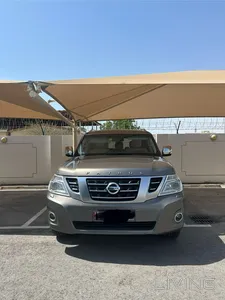 نيسان باترول بلاتينوم 2016